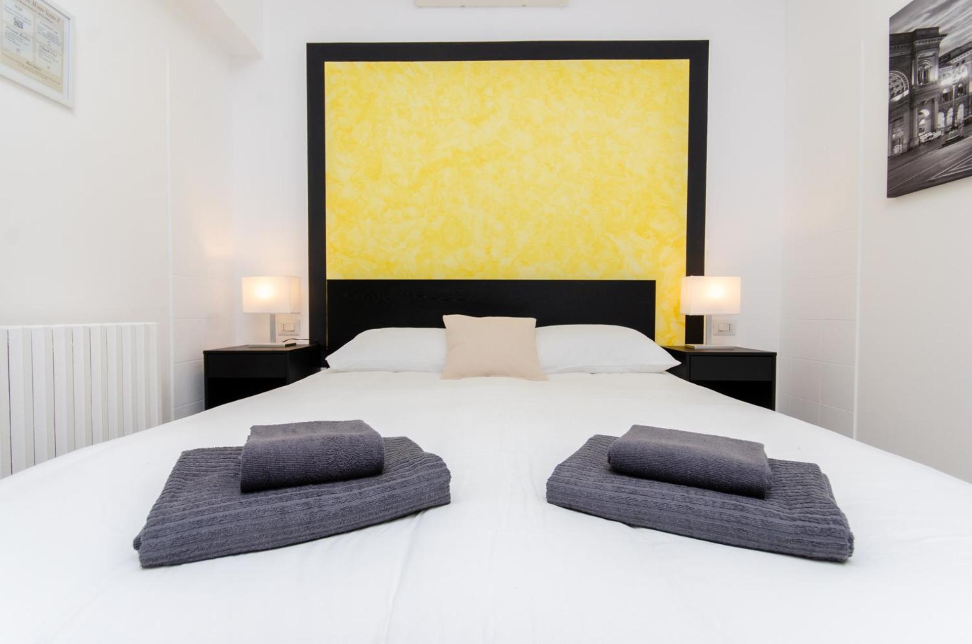 Yellow Room Милано Екстериор снимка