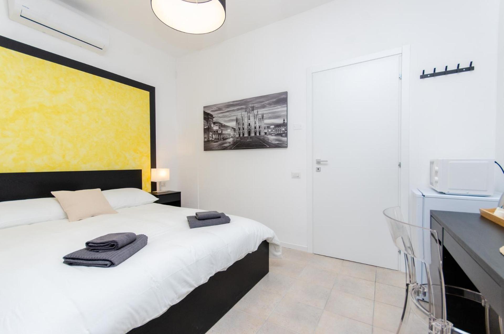 Yellow Room Милано Екстериор снимка